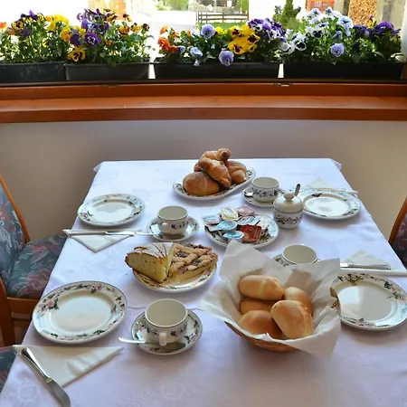 Hotel Meuble Rosalpina 3*