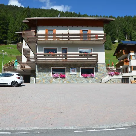 Meuble Rosalpina 3* Isolaccia